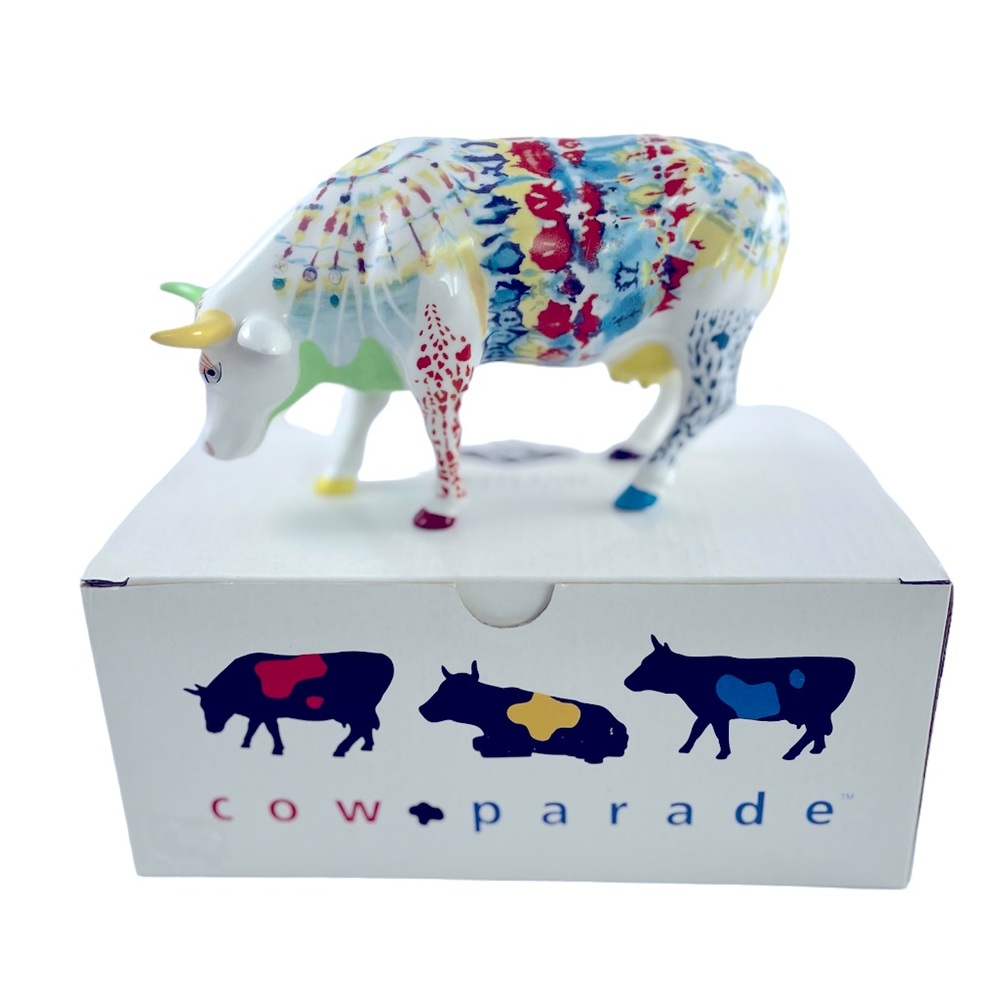 Cow Parade UDDERLY GROOVY LADY BELLE BENNETT Resin Cow Fig.  #9170 Retired 2000